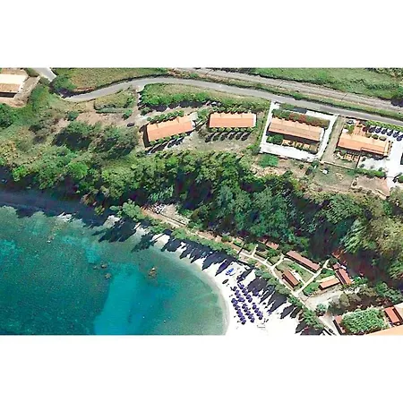 2 Bedroom In Briatico